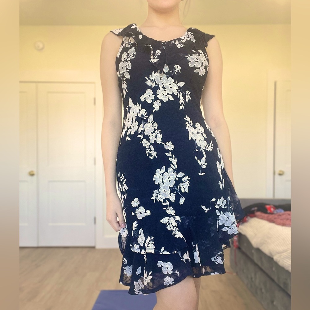 Signature by Robbie Bee Hawaiian dress